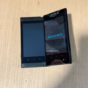 Kyocera Echo M9300 Slider Screen Cell Phone“UNTESTED”Turns On w/Char-Cord Read